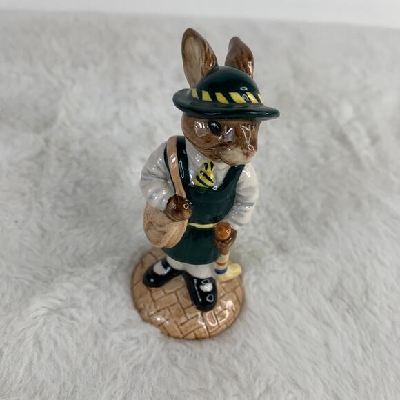 Royal Doulton Bunnykins “SchoolDays” Figurine DB-57 - Picture 3 of 7